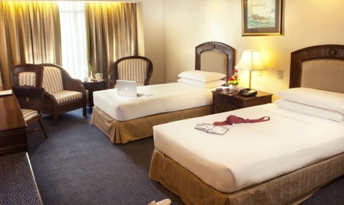 WF Superior-Room-twin-beds-min