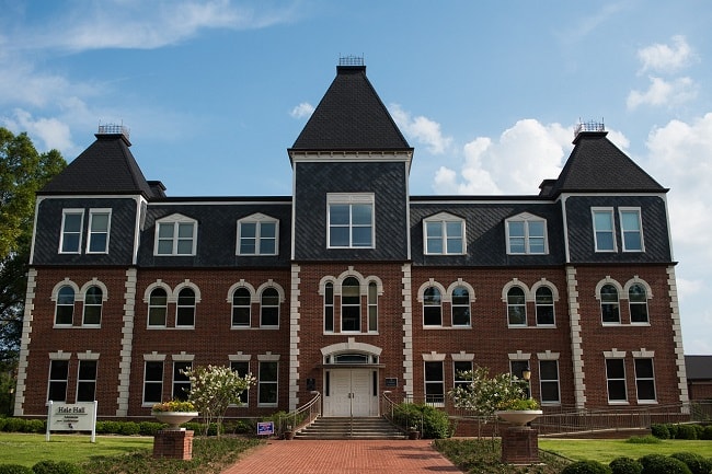 university-519606_1280-min