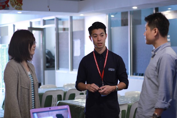 業務中に相談するインターンシップ生