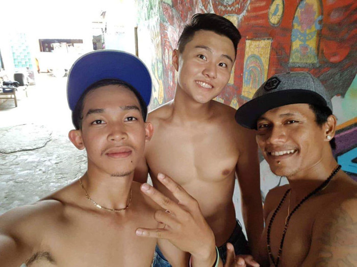 現地の人との触れ合い